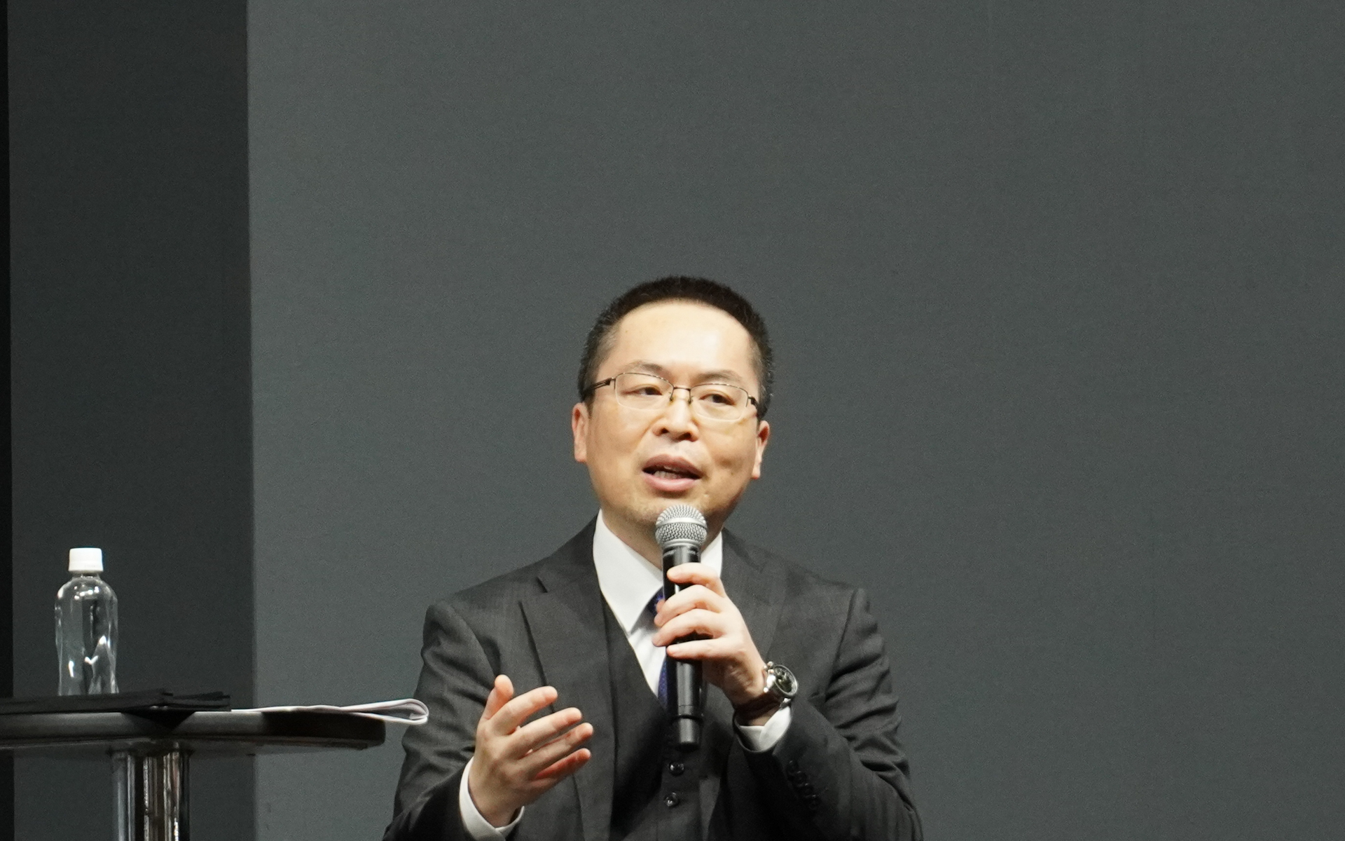 名古屋大学未来社会創造機構モビリティ社会研究所教授の三輪富生氏