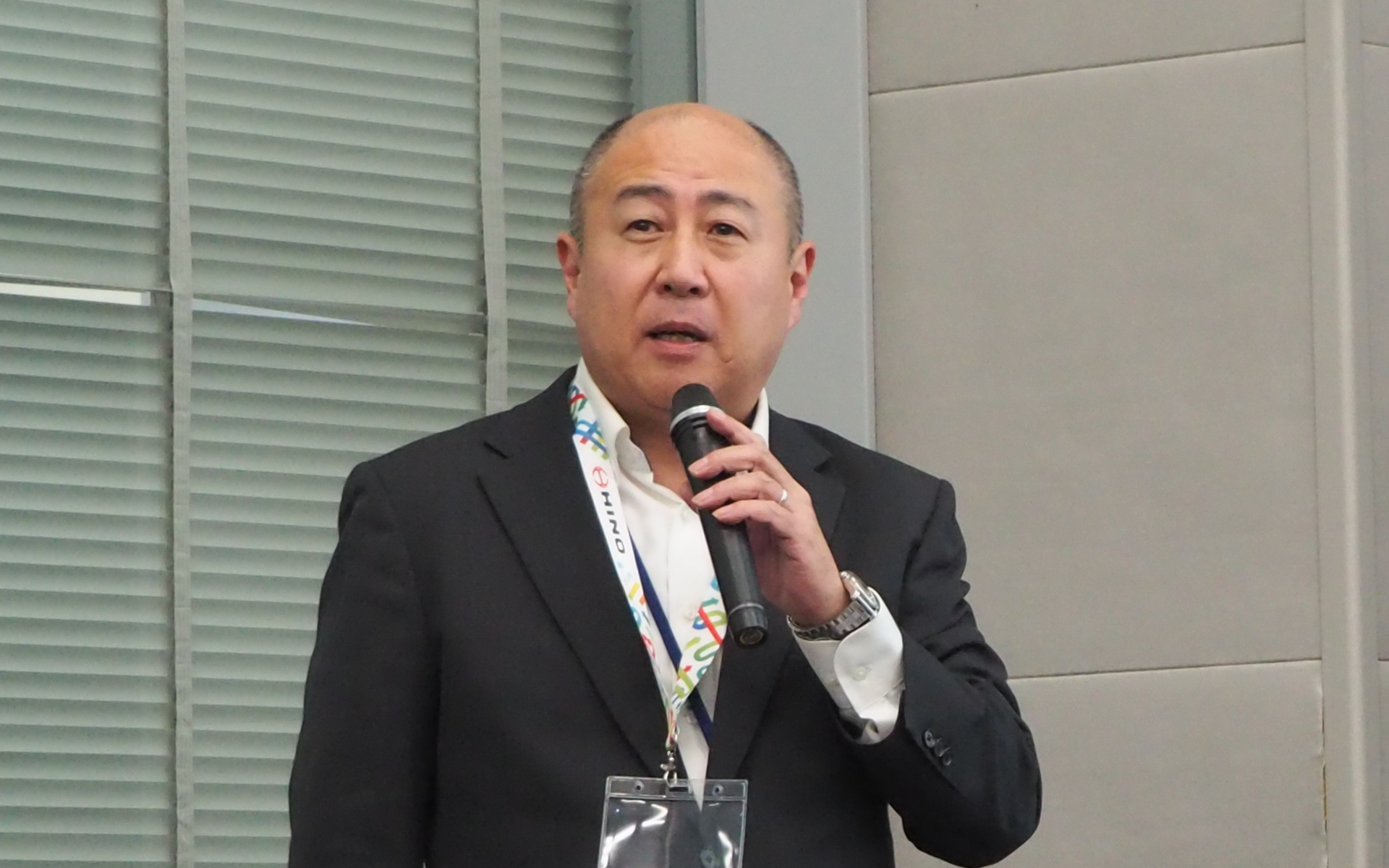 ソリューション事業部の取り組みと開発への思いを語る日野自動車 ソリューション事業部長の三好克浩氏
