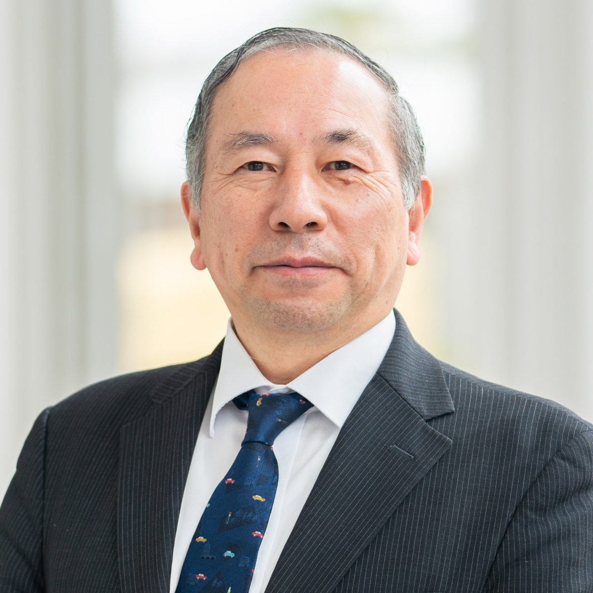 自動運転バスの社会実装を牽引する須田義大教授