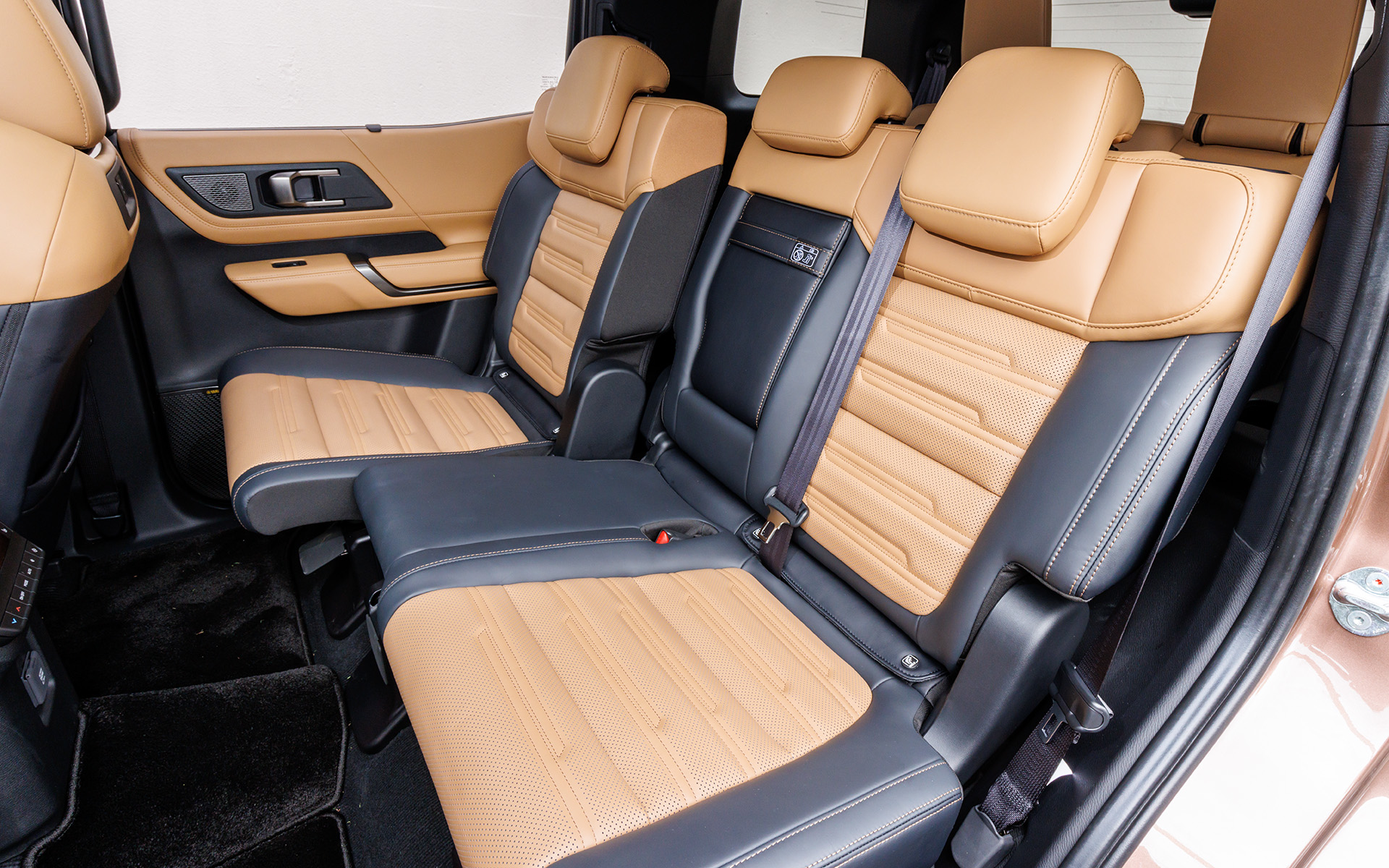 Второй ряд Mitsubishi Pajero