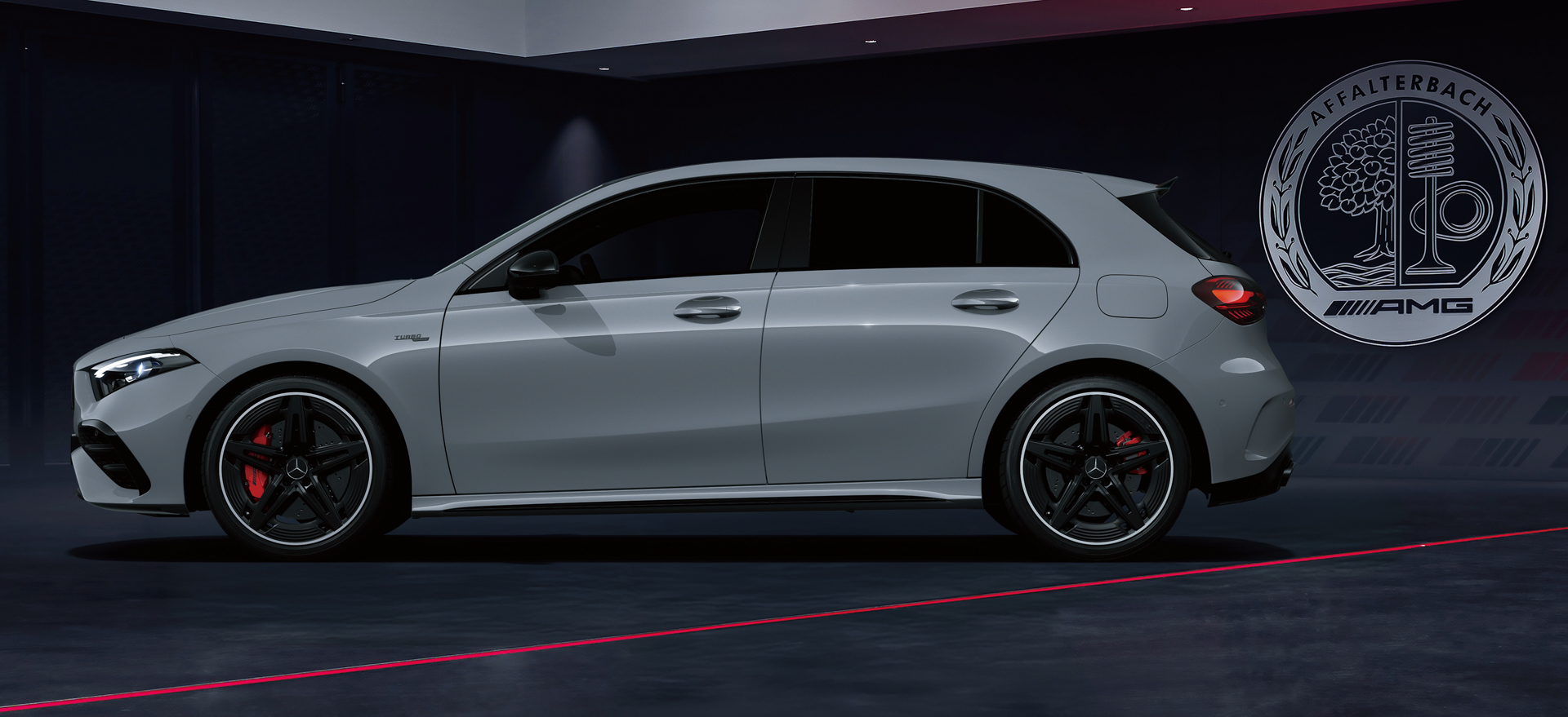 特別仕様車メルセデスAMG A 35 4MATIC ファイナルエディション