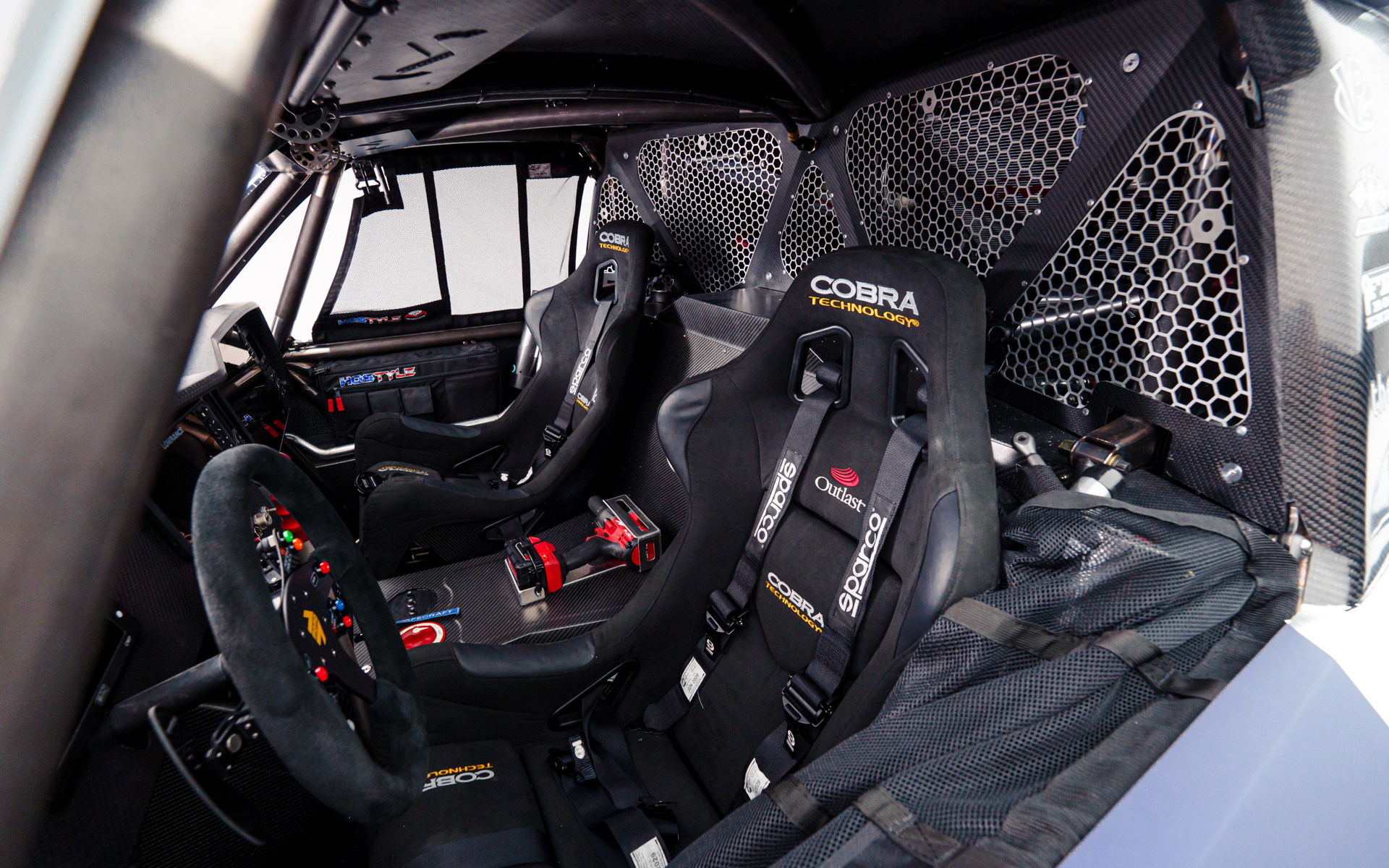 新型「ホンダ・パスポート・バハ・スペック」のインテリア