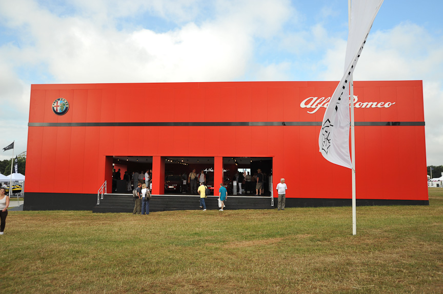 アルファ・ロメオはC8コンペティツィオーネとMITOを中心に、スポーティーモデルを展示