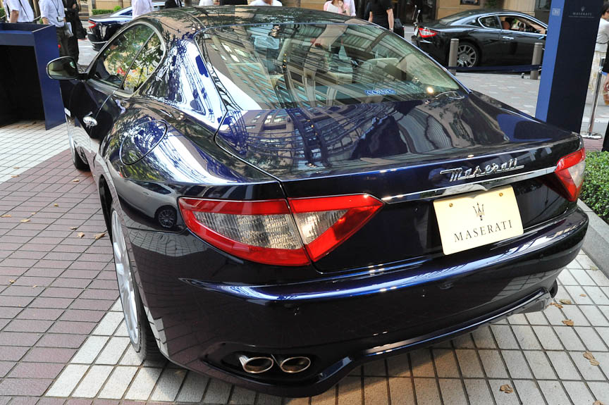 マセラティ グラントゥーリズモ S オートマチック