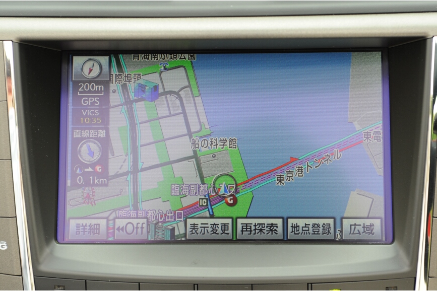 カーナビ画面だけでなく渋滞予測や各種情報表示が可能