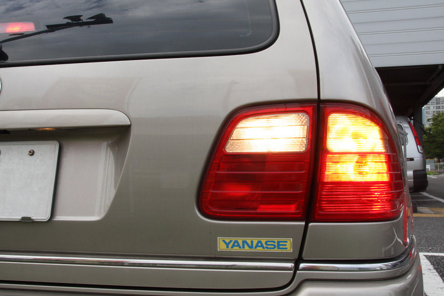 ヘッドライトやウィンカー、ブレーキランプなどがきちんと点灯するかは日常からの点検項目