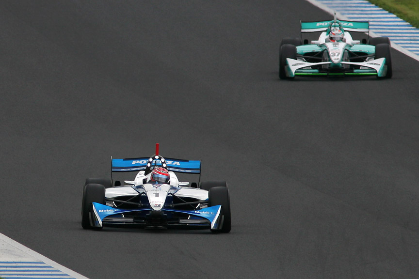 ピットストップで大嶋選手を抜いた松田選手