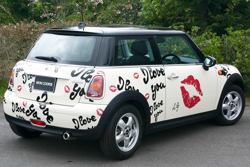 MINI Cooperベースのモデル