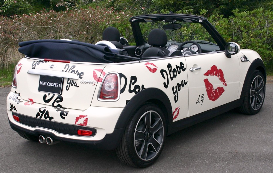 MINI Cooper S Convertibleベースのモデル