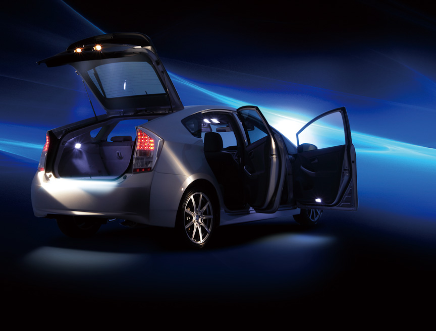 さまざまなプリウス用のカスタマイズ製品が発売された