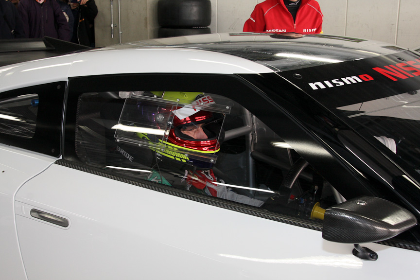 当日はミハエル・クルム選手が2010年仕様に乗る場面も