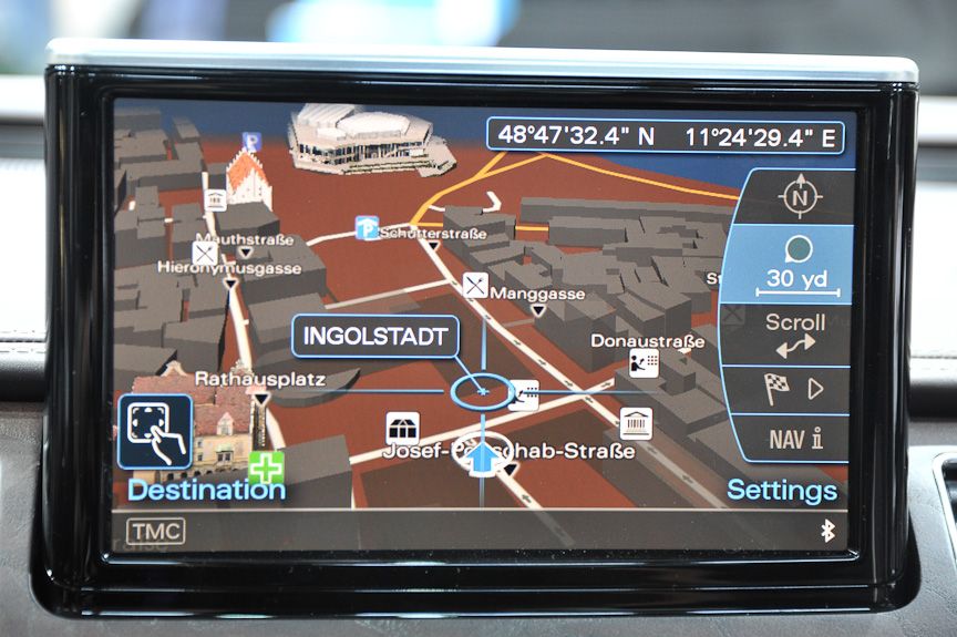 カーナビでは目的地設定にグーグル検索が使える