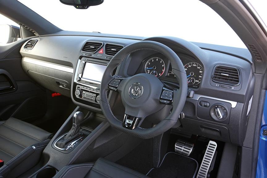 インストゥルメントパネル