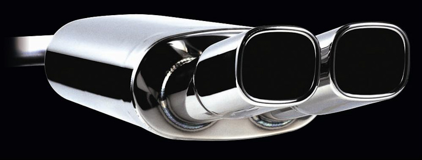 「Model-III」。テール部はスクエアデュアルタイプ。出口径は88.5×77mm