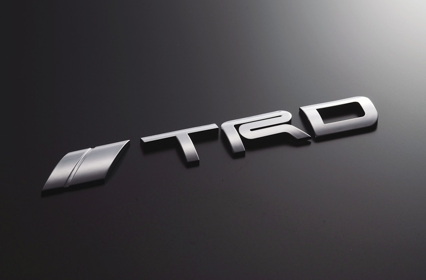 「TRDエンブレム（ロゴタイプ）」。1万500円