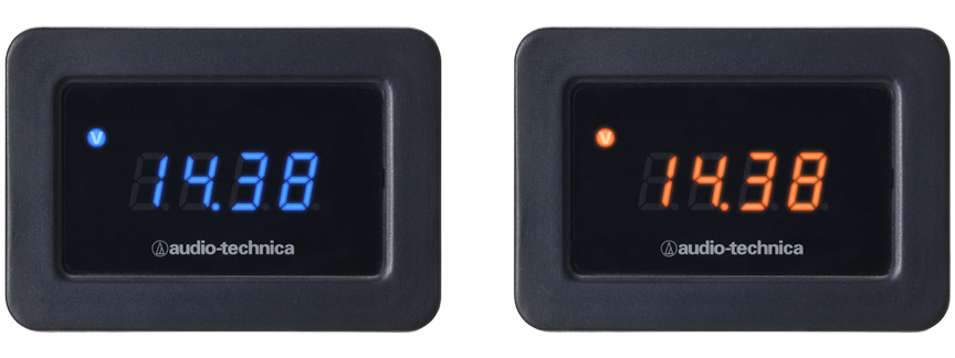 AT-DMX3 BL（左）とAT-DMX3 OR（右）。電圧のみ表示可能