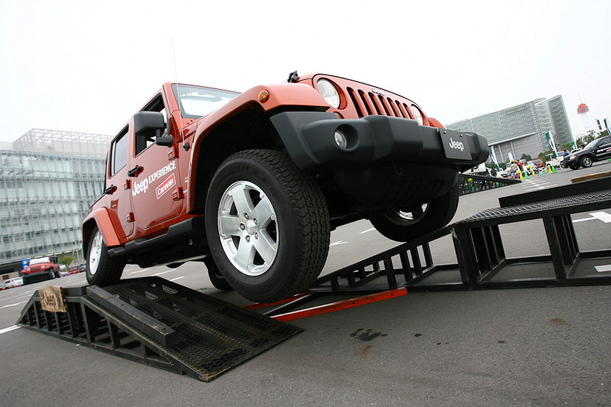 ジャイアント クロスアスクルを走行するジープ・ラングラー アンリミテッド（写真は昨年行われたときのもの）