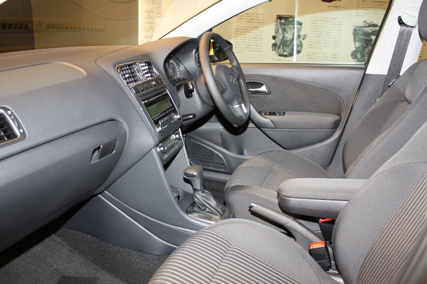 シートはTSIハイライン専用デザインのファブリックシート