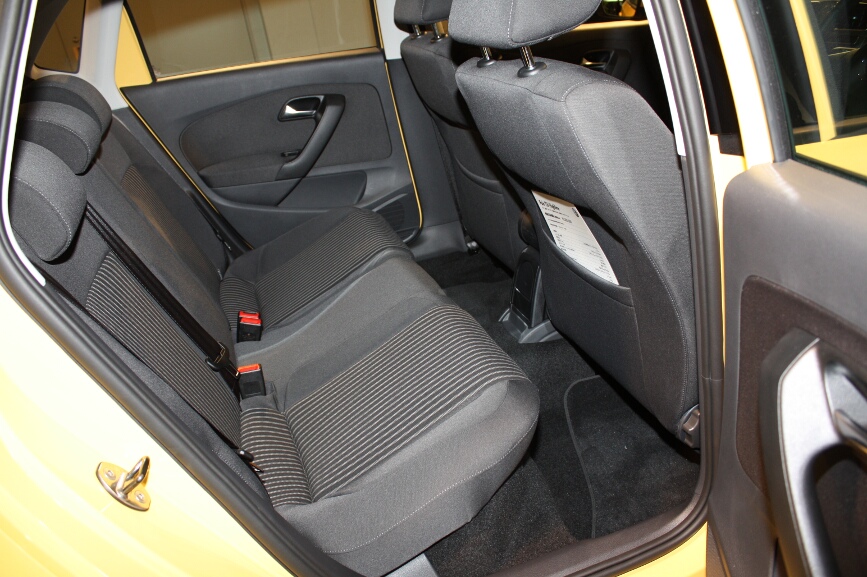 シートはTSIハイライン専用デザインのファブリックシート