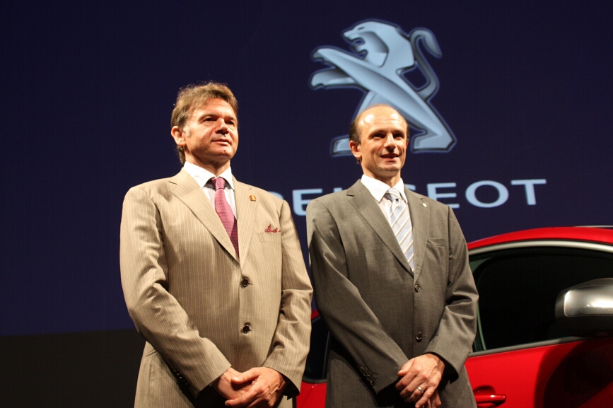 トルシエ監督とティエリー・ポワラ社長