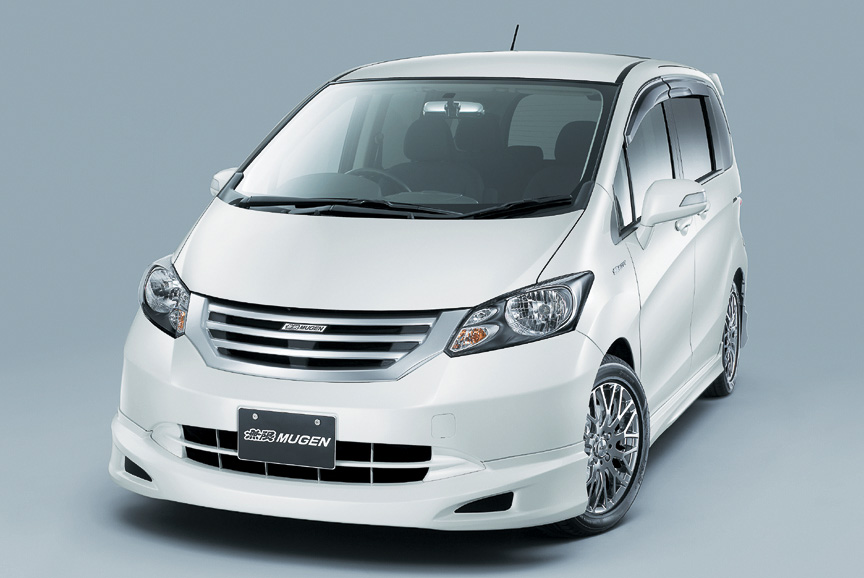 スタイリングセットを装着したフリード