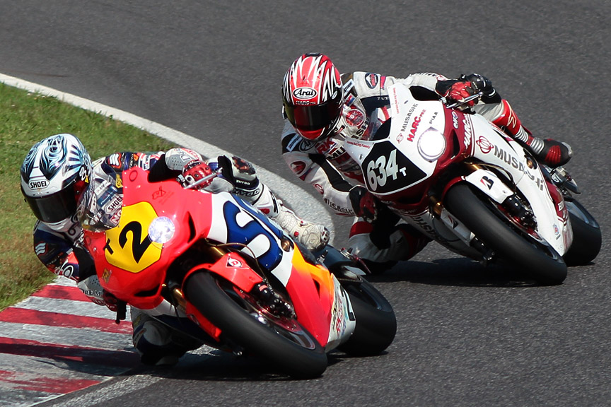 運がよければ憧れのマシンを見ることができる