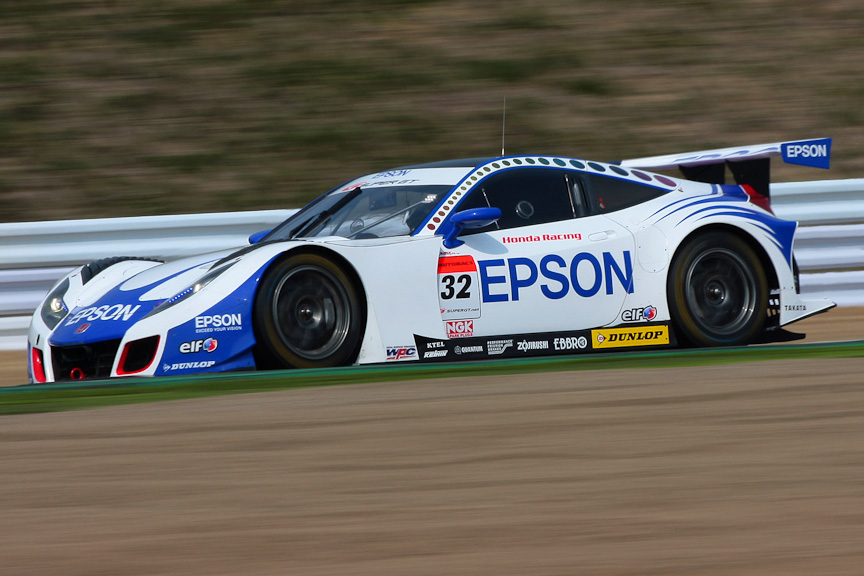 SUPER GT500クラスに参戦中のEPSON HSV-010GT
