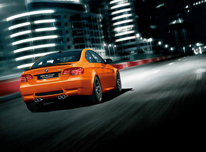 ボディーカラーは専用のファイヤーオレンジ