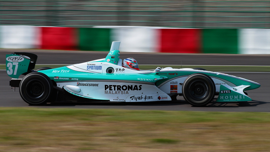 JAF GPでは、1日でフォーミュラ・ニッポンとSUPER GTの2大国内レースが楽しめる