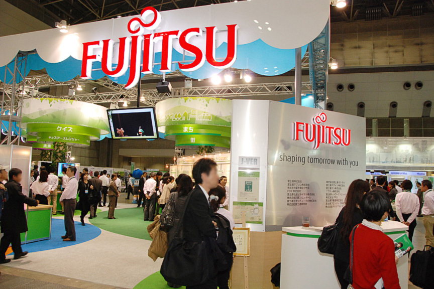 グルーブで出典のため、非常に大きな富士通のブース