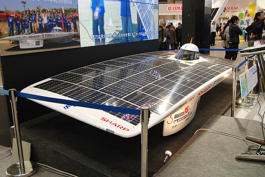 重量が160kgしかないソーラーカー「Tokai Challenger」