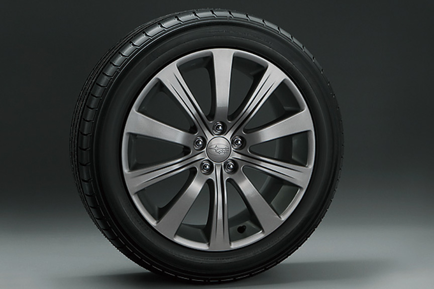 215/50 R17タイヤ＆17インチアルミホイール（ガンメタリック塗装）