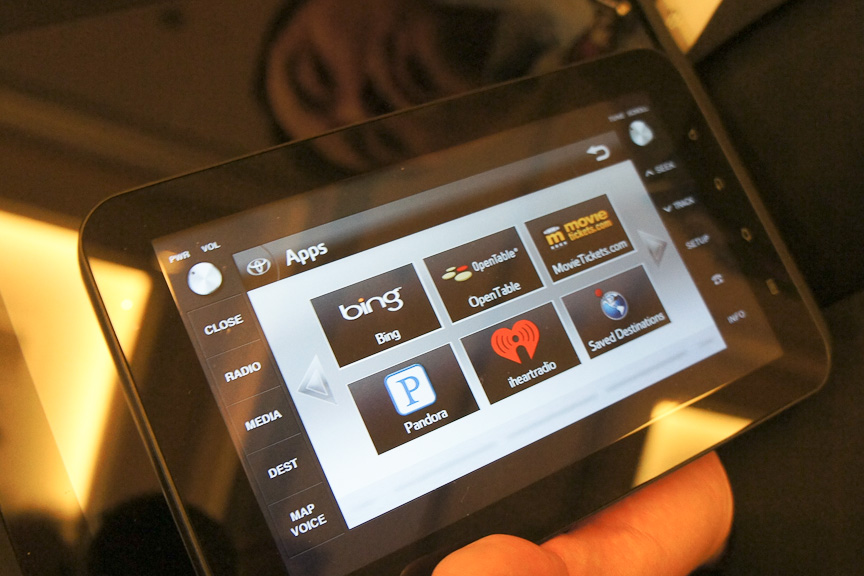 Android OSベースのタブレットデバイスでも、Entuneのデモは行われていた。これはベースが同じLinuxであるためで、市販のタブレットデバイスでも動くという訳ではない