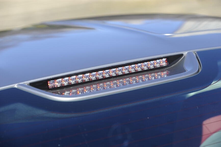 テールランプ類はLEDによるもの