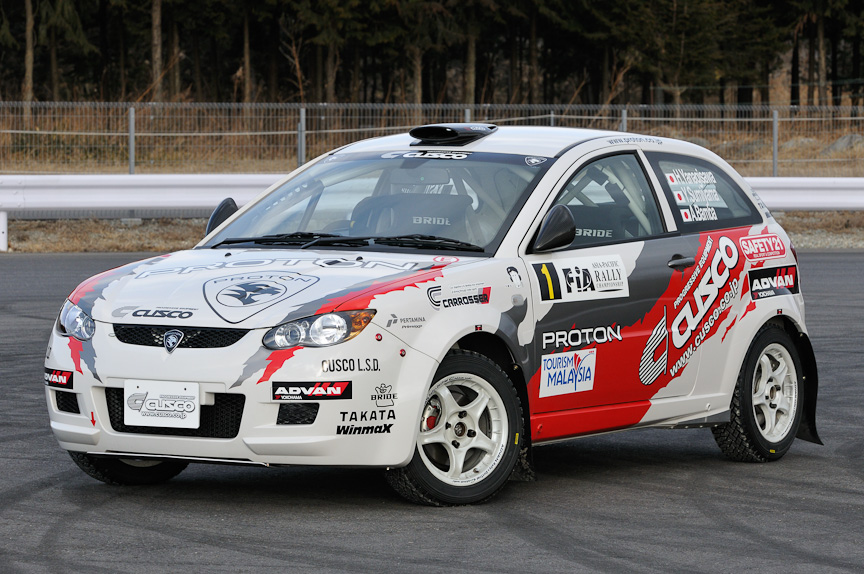 サトリアネオ ラリーカー