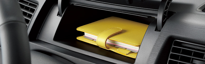 各種収納を豊富に用意する