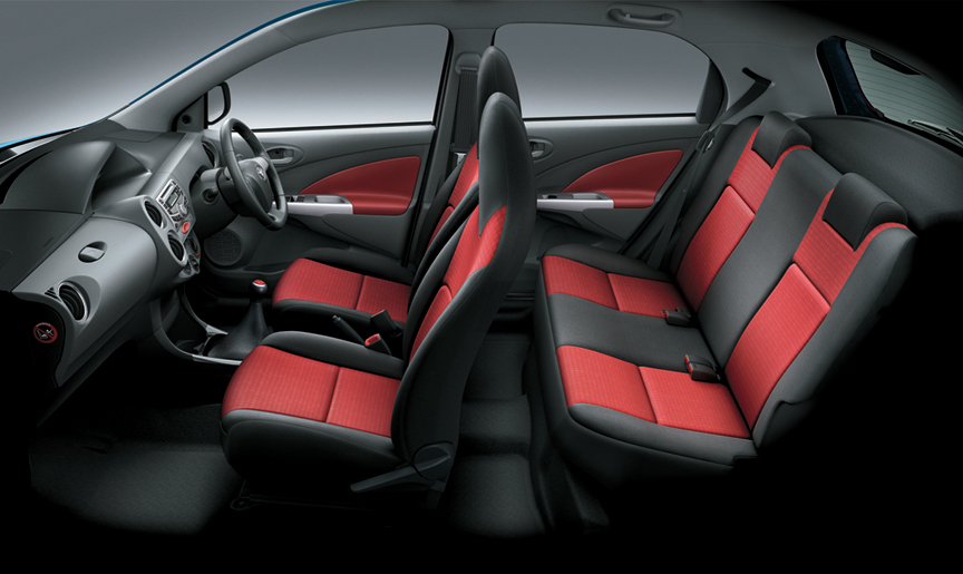 エティオス リーバのインテリア