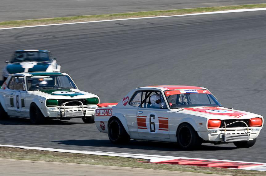 ヒストリックカーによるエキシビションレースも実施