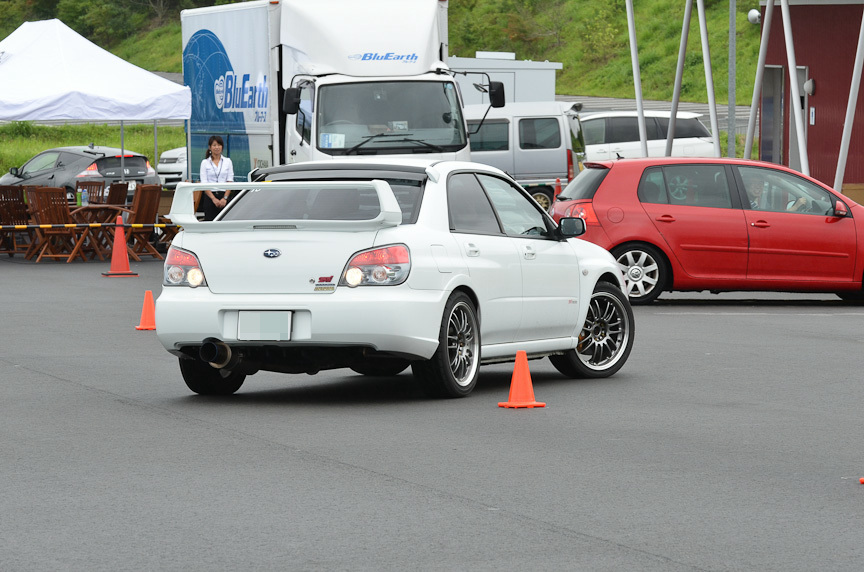 第4レーンのバックスラローム。タイムを計り、最後に表彰式が行われた