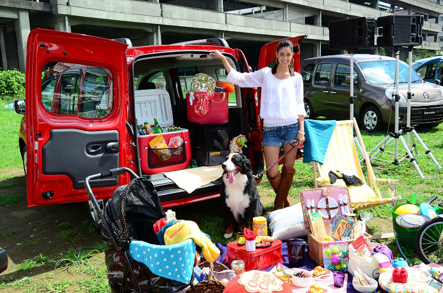 カングーのラゲッジルームをプロデュースした森泉さん