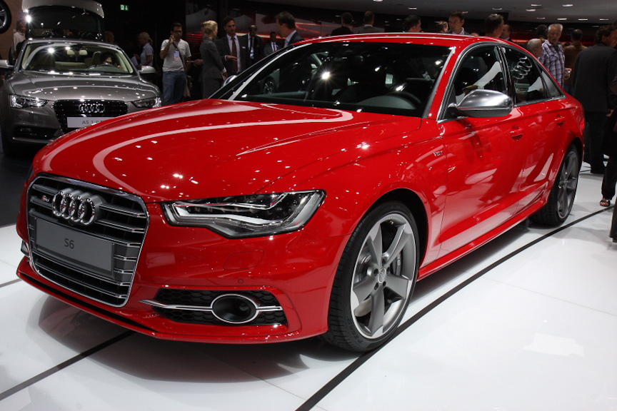 S7と同じエンジンを搭載するS6