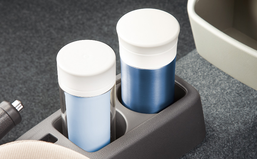 センターコンソールトレイ（カップホルダー付き）