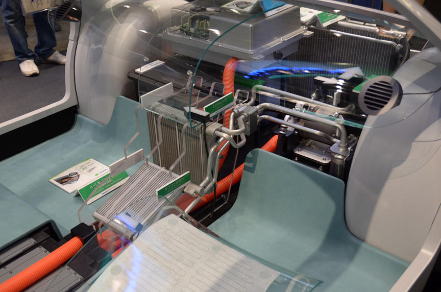 EV用のヒートポンプエアコン