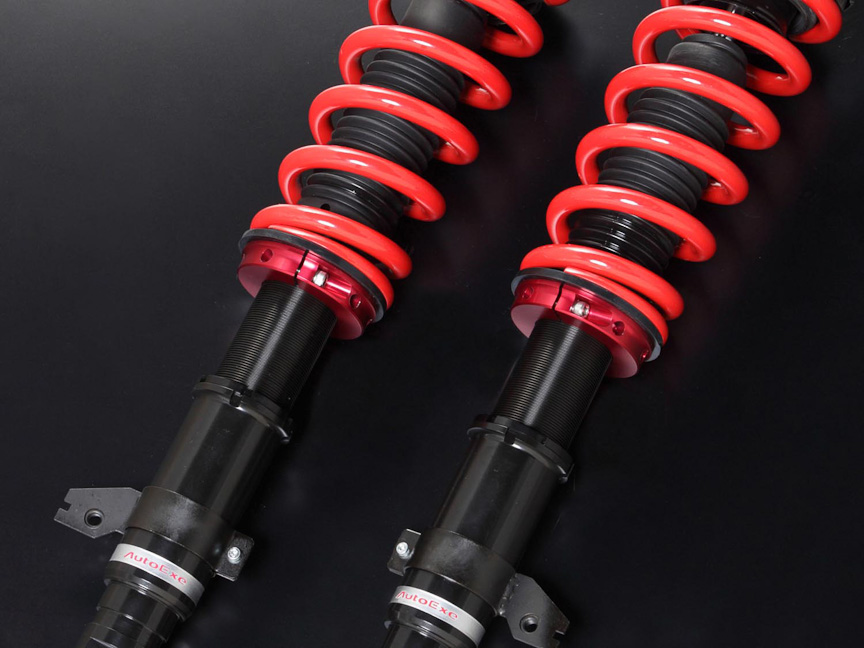 全長車高調整式の「チューナブル＋サスペンションキット」は減衰力20段調整が可能