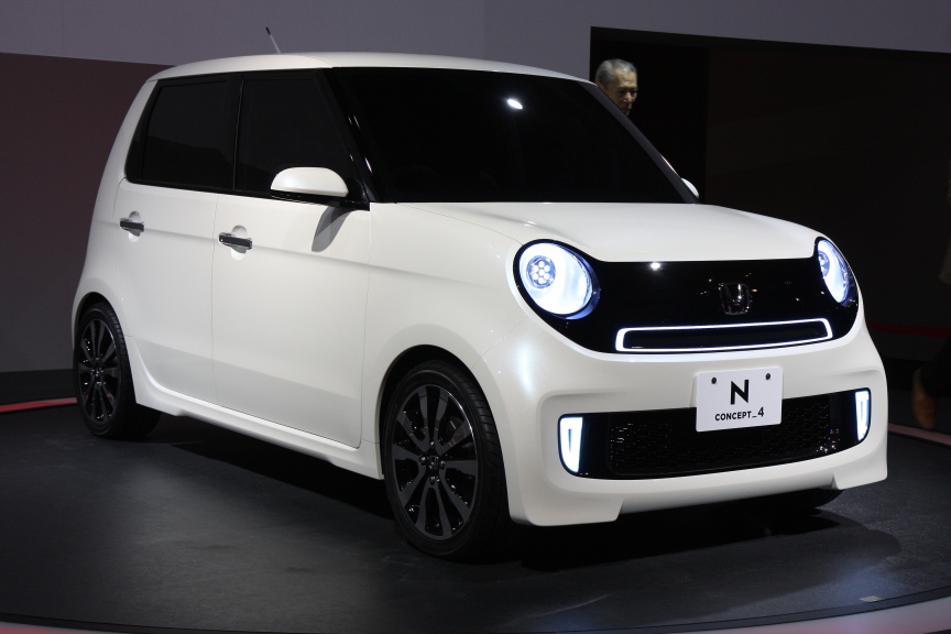 N CONCEPT_4は、N BOXよりも小型のモデル