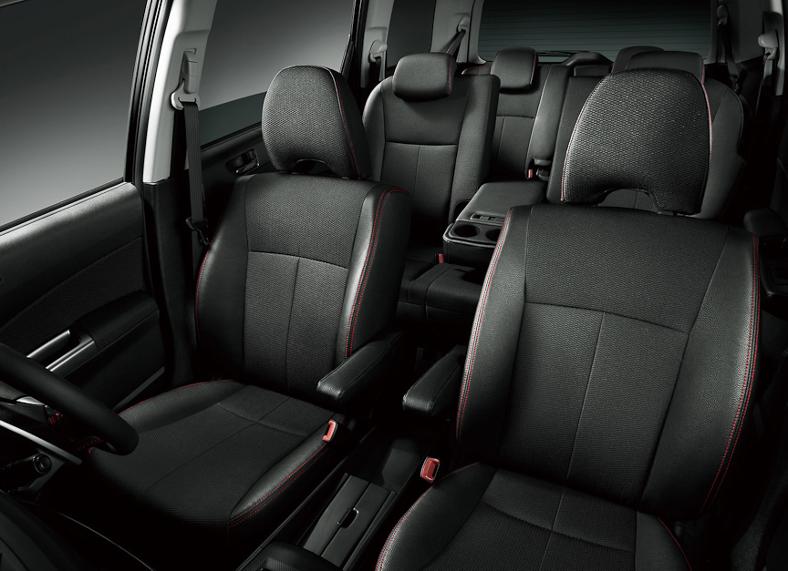 アルカンターラ／レザーシート