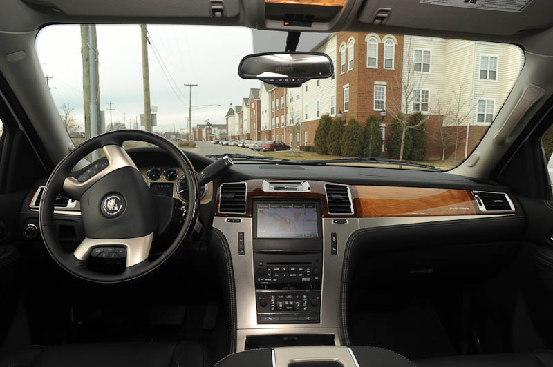 シフトレバーはコラム