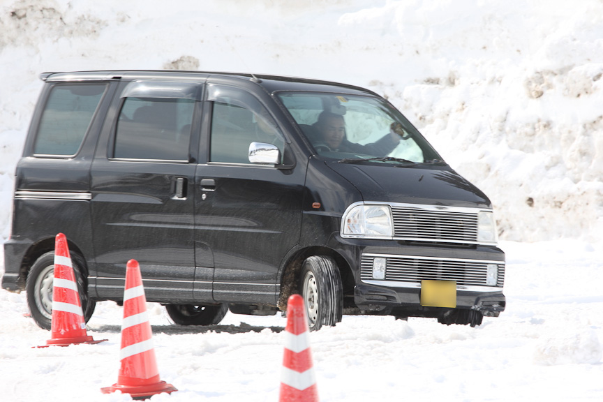 1人あたり4周の走行が可能となっていた