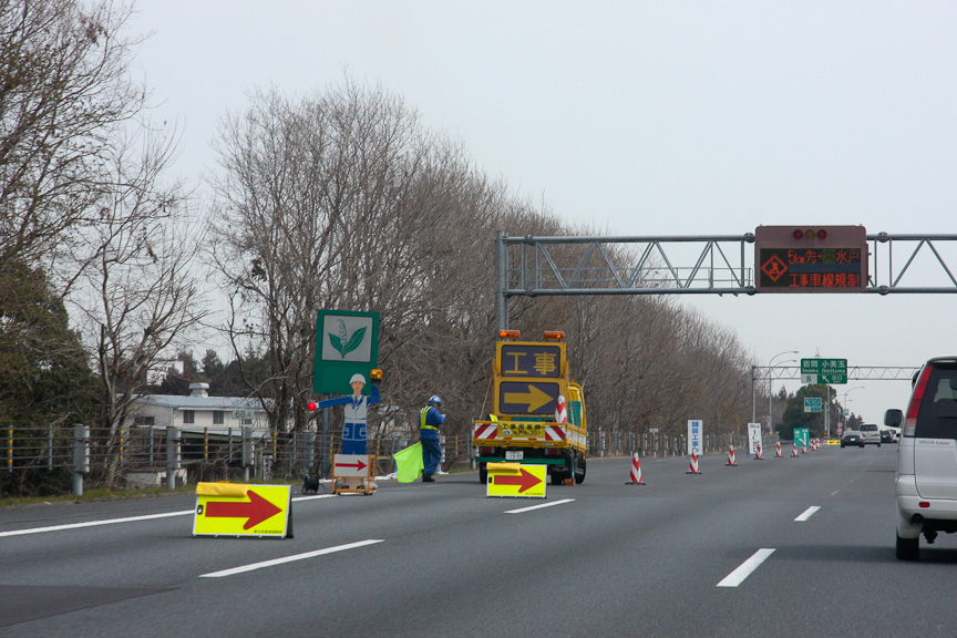 冬期の間、中断していた本復旧工事が再開されており、取材に向かう途中でも工事現場が見られた。場所や時間帯によっては大きな渋滞になるので、事前にドラぷらで情報を調べておこう