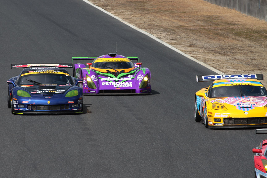 序盤はほぼ最後尾争い